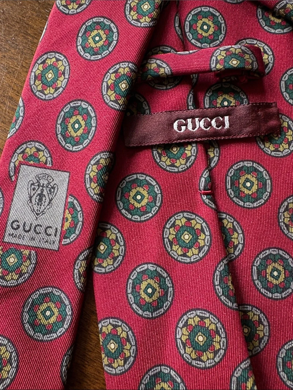 Gucci Men's Silk Medallion Tie - Burgundy